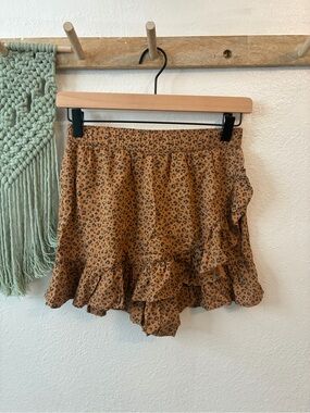 jumping beans Tan Leopard Ruffle Shorts